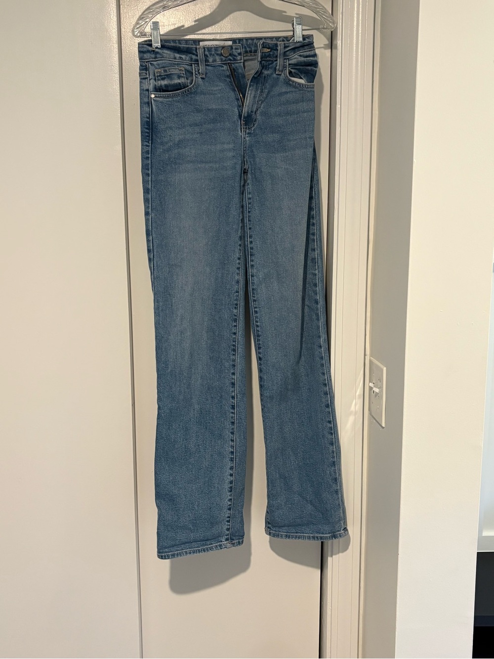 JUST BLACK DENIM High Rise Straight Leg Jeans Medium Wash Size 24